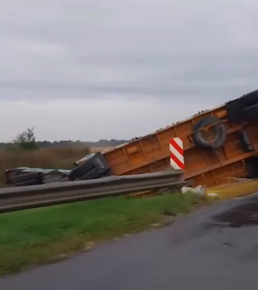 Captura de pantalla 2025-05-04 190000