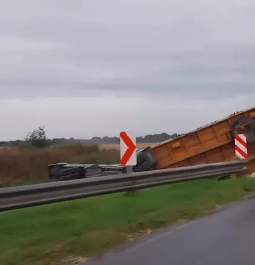 Captura de pantalla 2025-05-04 190048