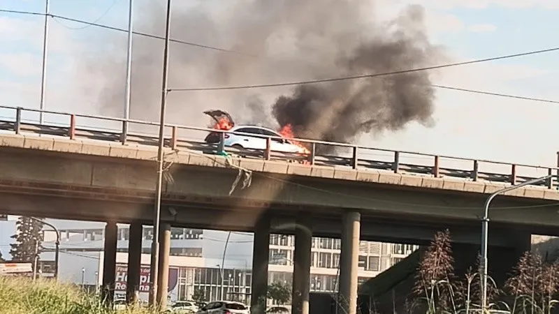auto_incendiado.jpg_1756841869
