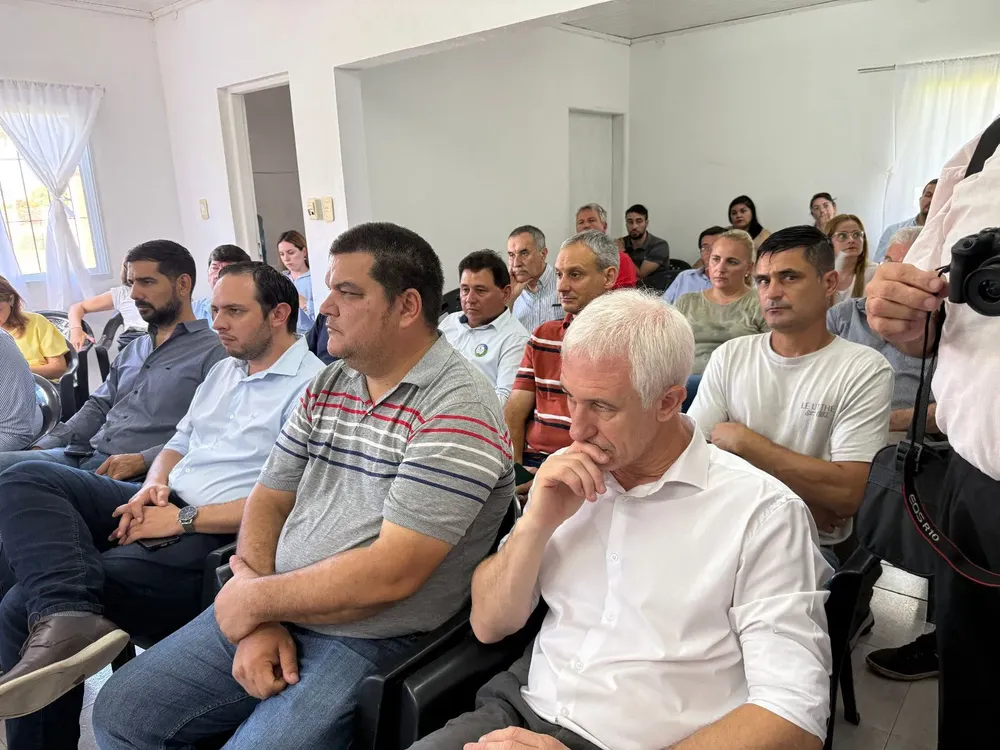 d360e844-2526-4170-a325-2e3c32d141c5