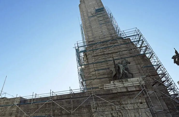 SM-monumento-56-741x486