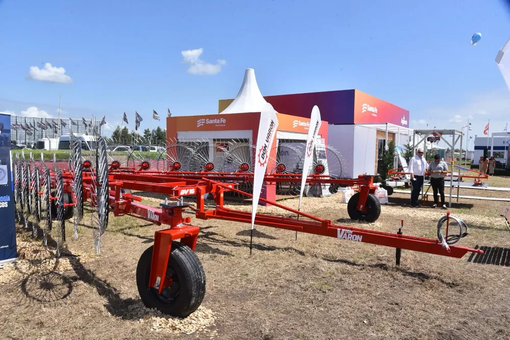 c09dc8e1-8a9b-4d41-8d15-e242a39649f7