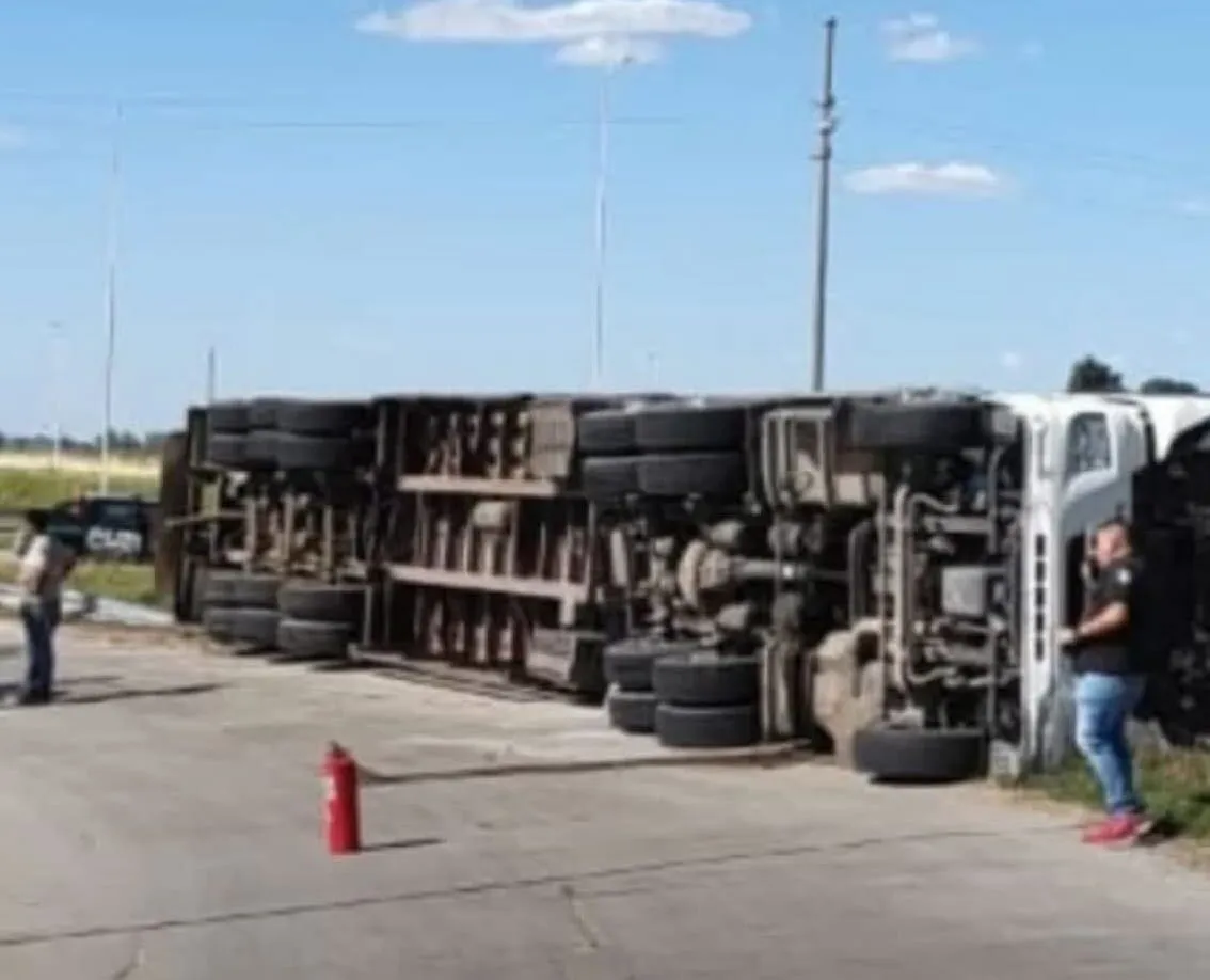 eeb4c091-6d57-45b2-b89b-8c853e708e81