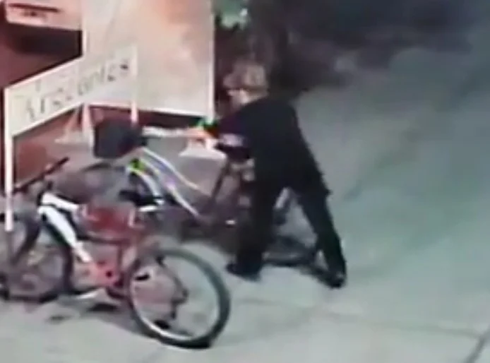 d7eed40a-9c2b-441f-8c5f-dd0f572b1f24