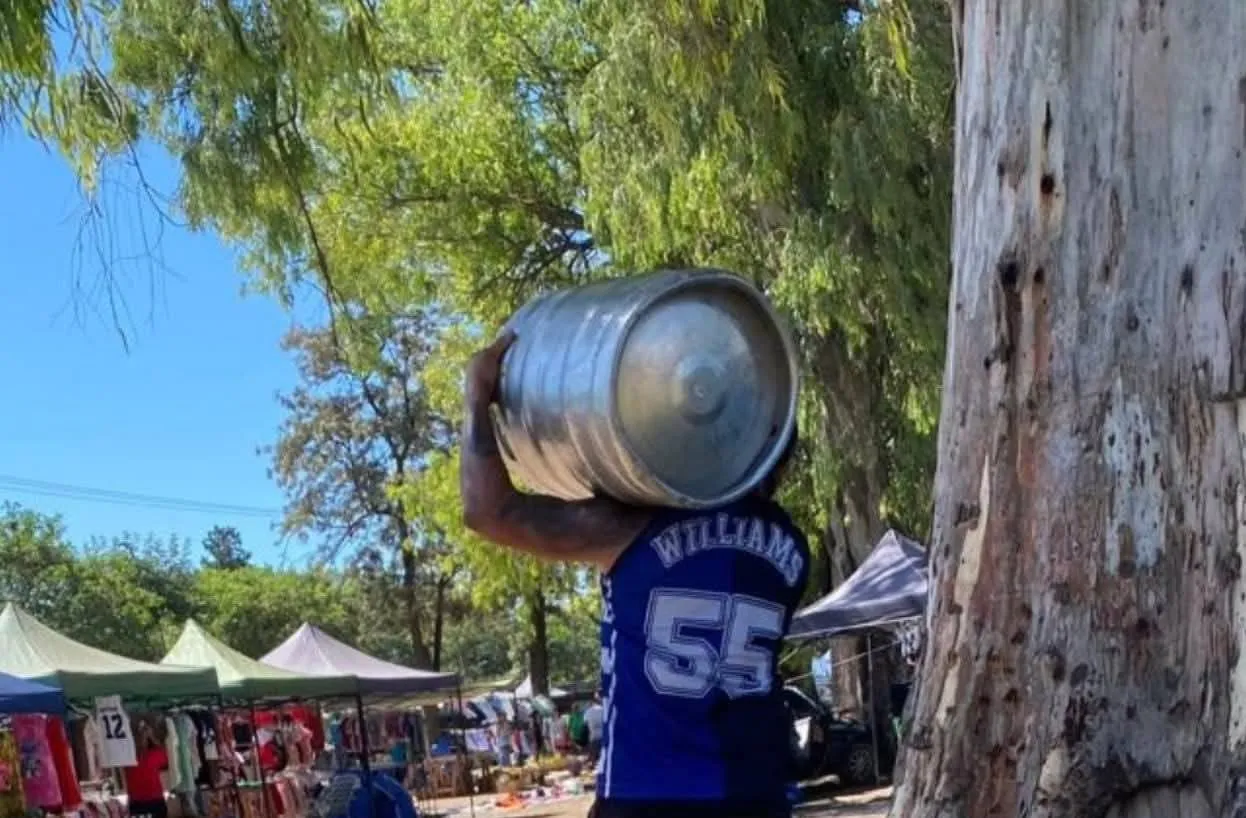 fbe71838-7acb-40aa-a547-5eb49bc35587