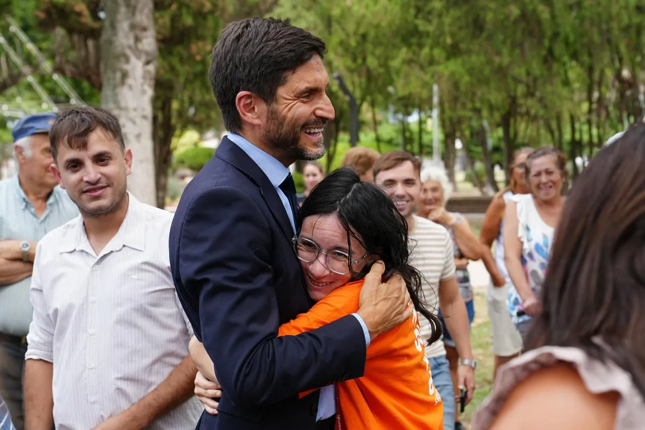 a5ee39e2-695b-4b86-9f21-0f943208f76c