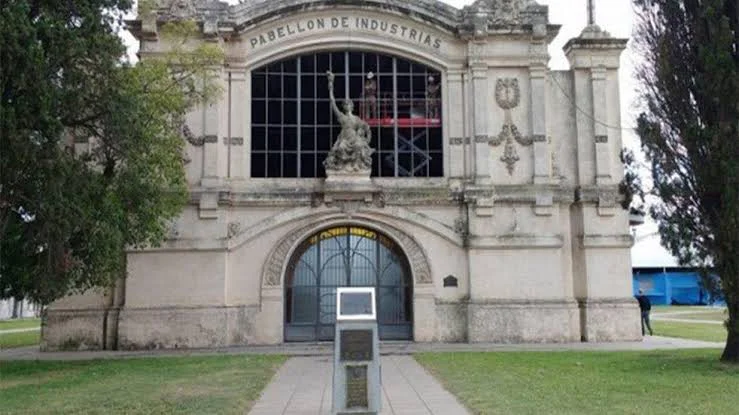 3455d128-ef45-4aba-b8a6-12cbeb044810