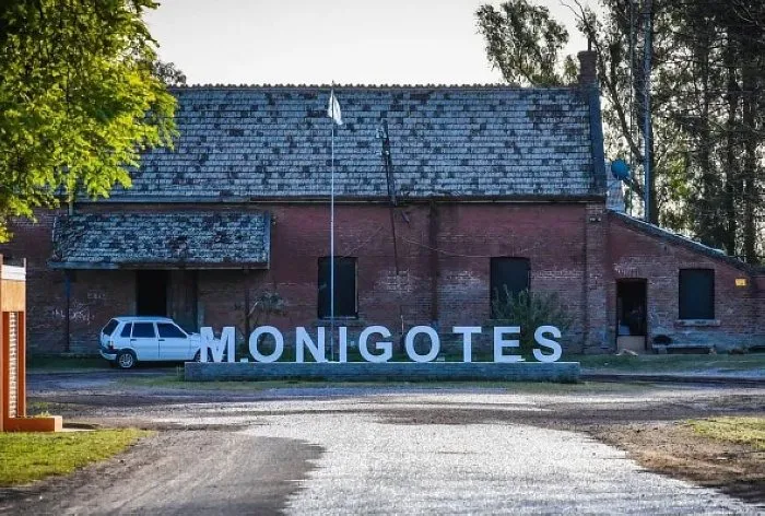 Monigotes