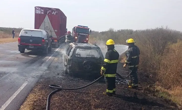 24783-auto-incendio-735x445