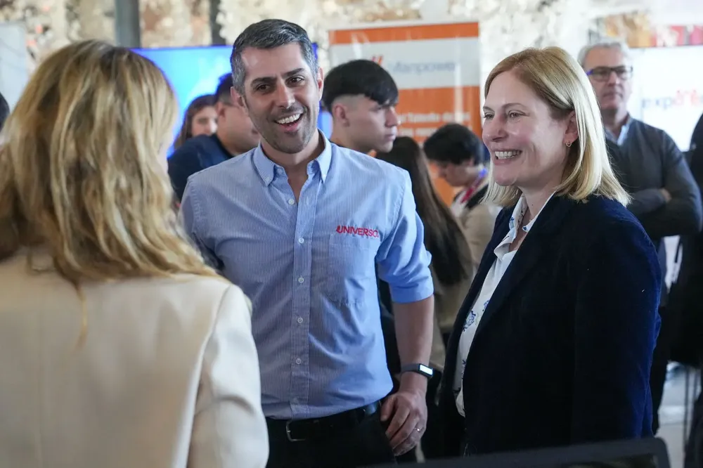 830abefa-c18b-4378-8039-b2685d89024b