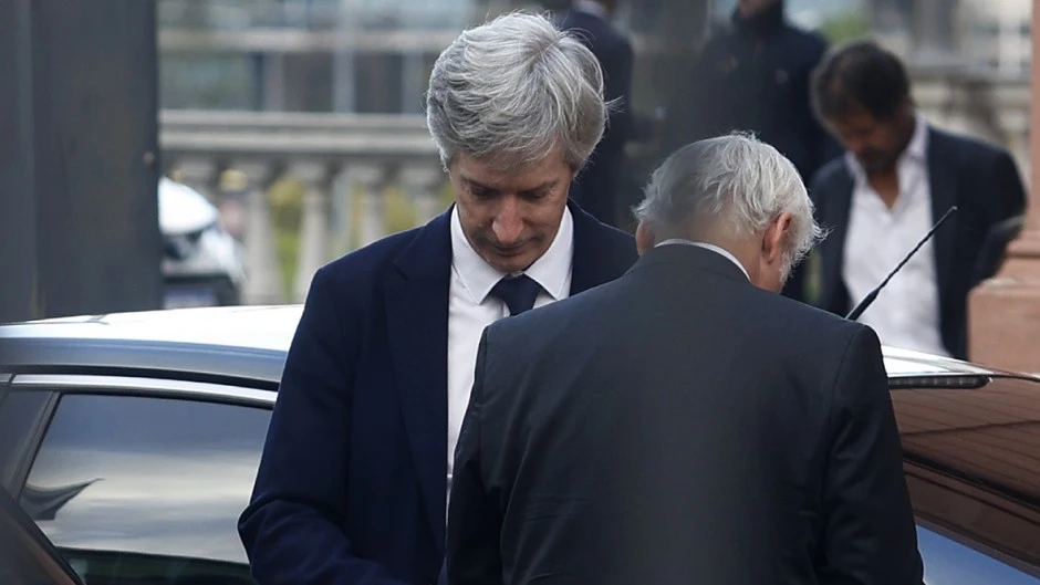 690235f446f8b_940_529!