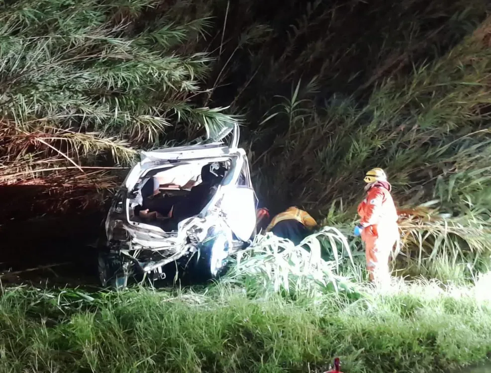 b5dc715f-bed2-43b2-9dbd-25610b024f22