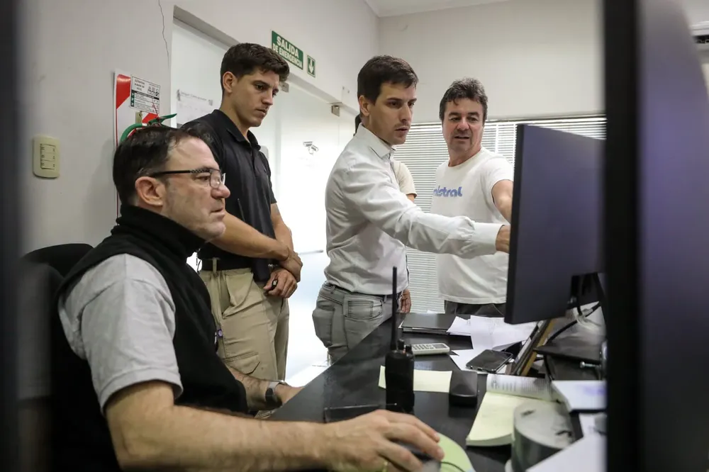 b2ed5ce9-18c0-48bb-8821-f57845703190