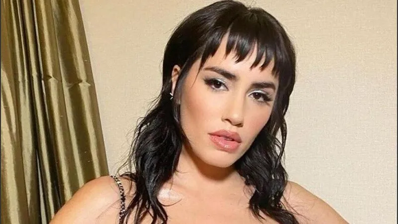 lali_esposito_crop1695659871364.jpg_1756841869