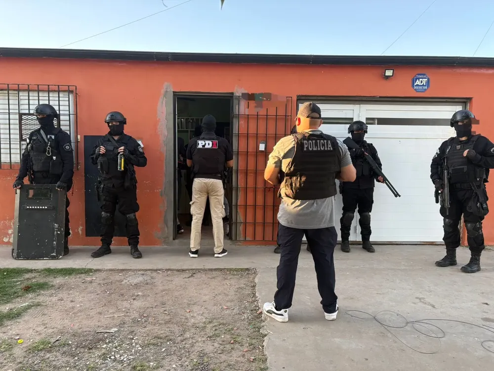 b32faf14-520f-499d-9592-1fb4628fb3a6