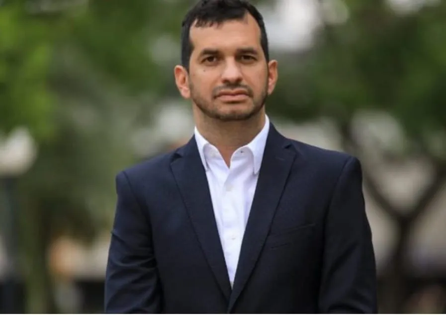 8c88a96c-8479-4e13-a153-75d8368f75a1