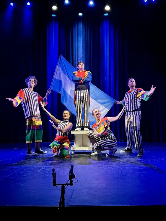 Belgrano-hace-bandera-se-presenta-en-el-Festival-de-Teatro-Rafaela-2025-scaled