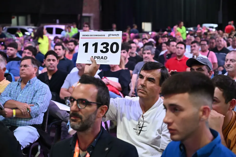 341a144d-646e-4d0d-87a0-f9524ebe63a5