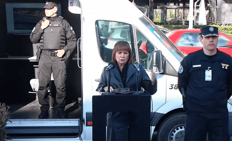bullrich_patricia_anillo_digital.png_1756841869