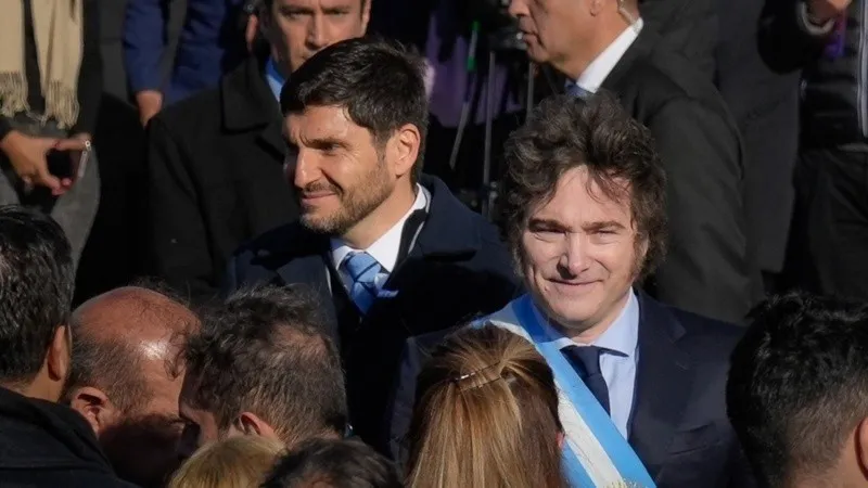 milei_y_pullaro.jpg_1756841869