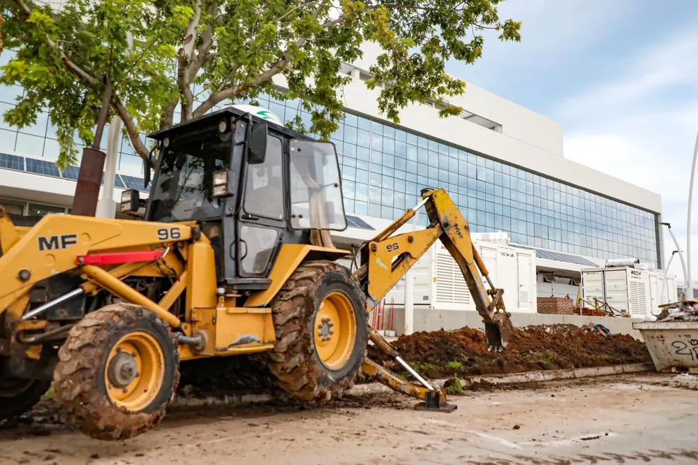 96635951-1212-4b2c-866b-af28795c1c0f