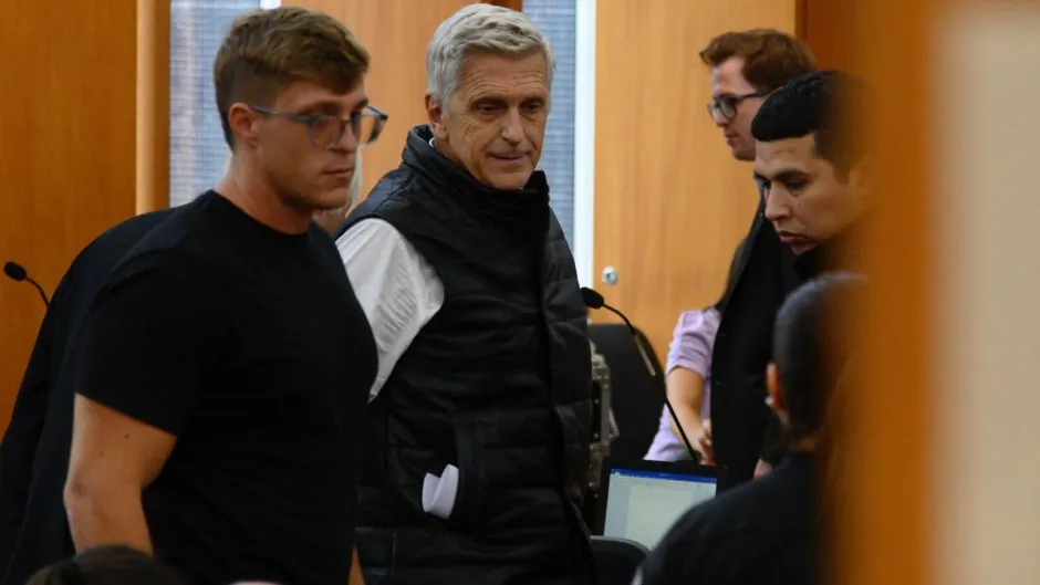 67e6fb352e39e_940_529!