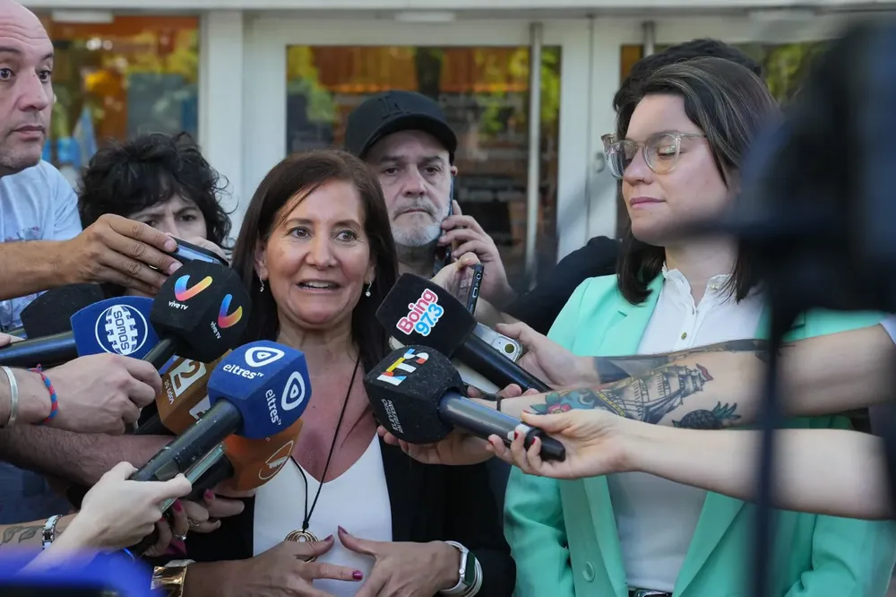 174df930-dd90-4e09-bca5-7a5f332eb3c7