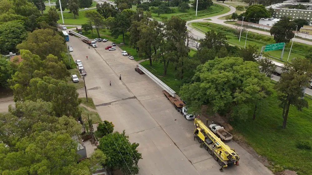 926cf7ff-c115-41c3-b372-72fed9eaf9e9