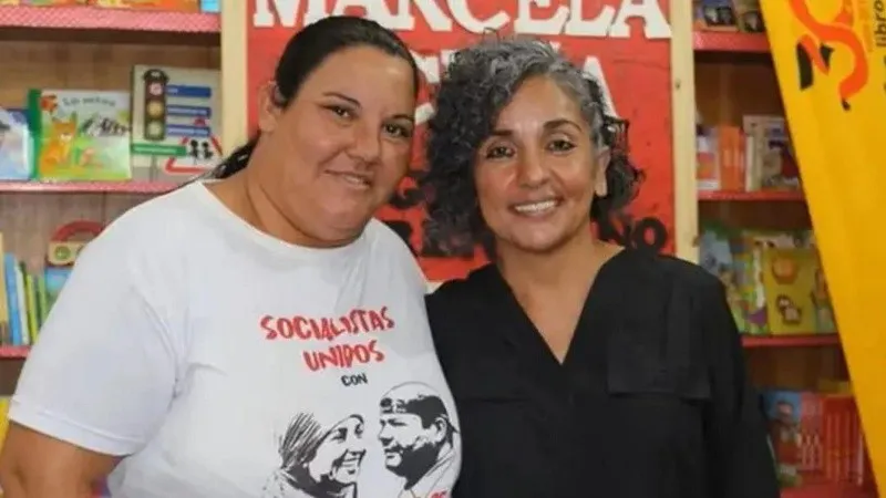 marcela_acuxa_con_mano_derecha_crop1691764374790.jpg_1756841869