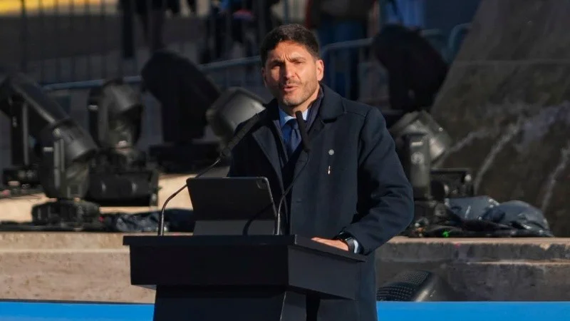 maximiliano-pullarlo.jpg_815021172