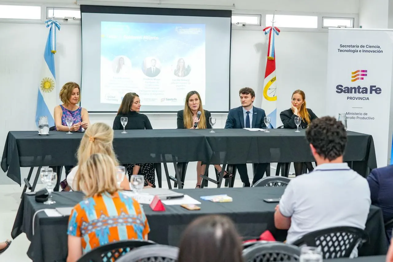 e7dc85e3-6839-4fc8-a788-525069fdb2b2