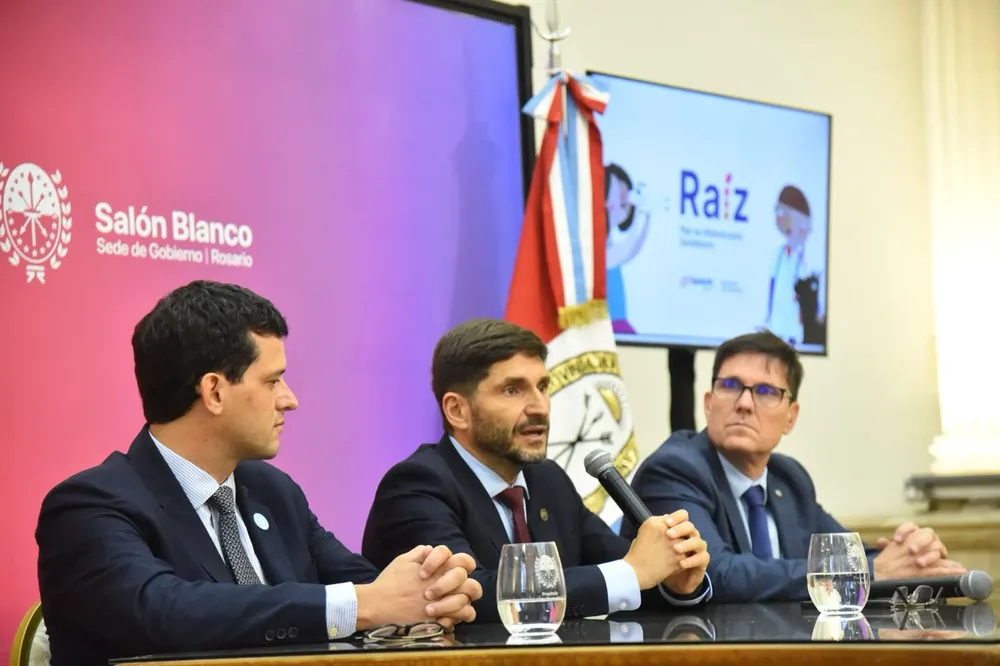 393d2e7b-046a-4c4e-abad-10f70f94ea0a