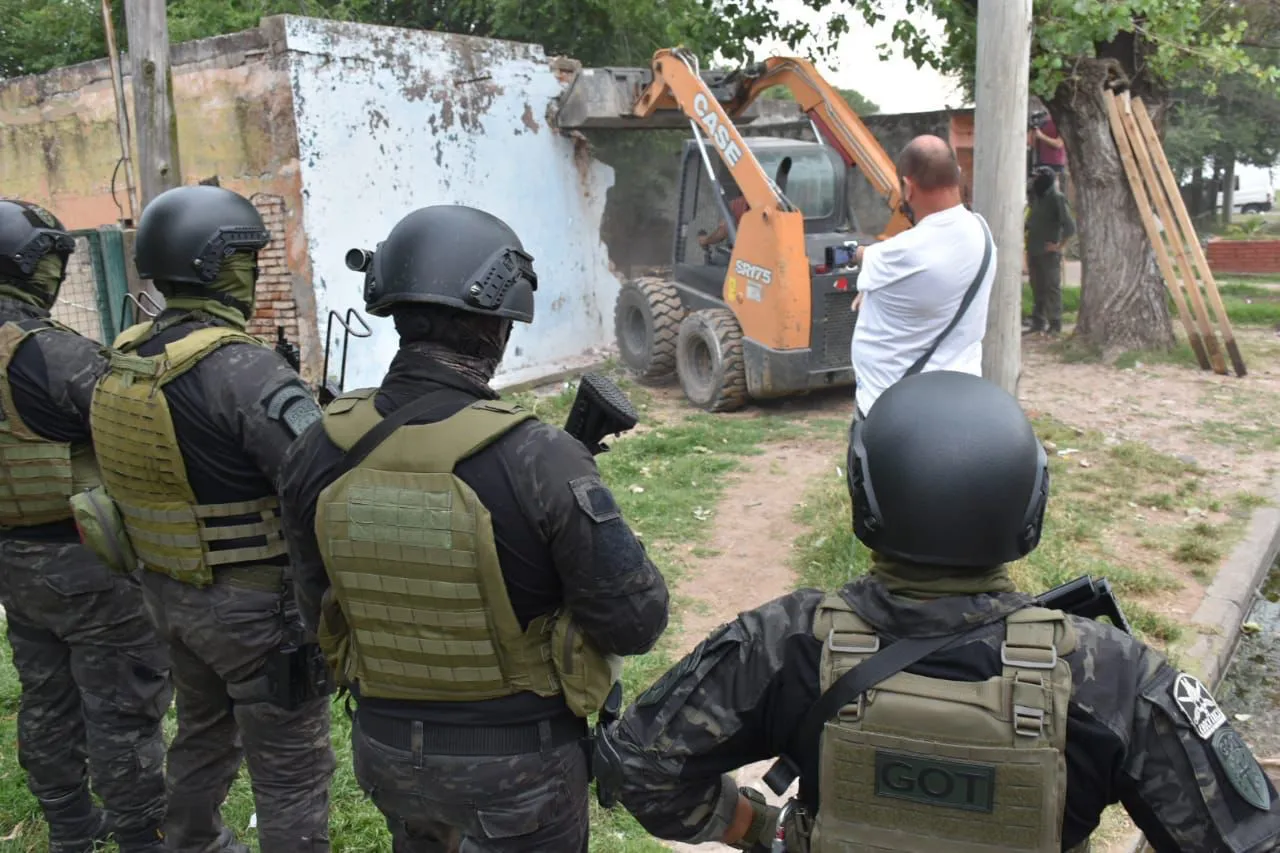 90fe6478-24c0-41c7-8dd2-925a81c127e5