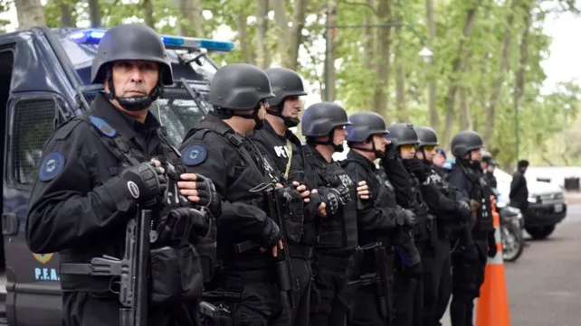 SM-policia-federal-rosario-110321-1