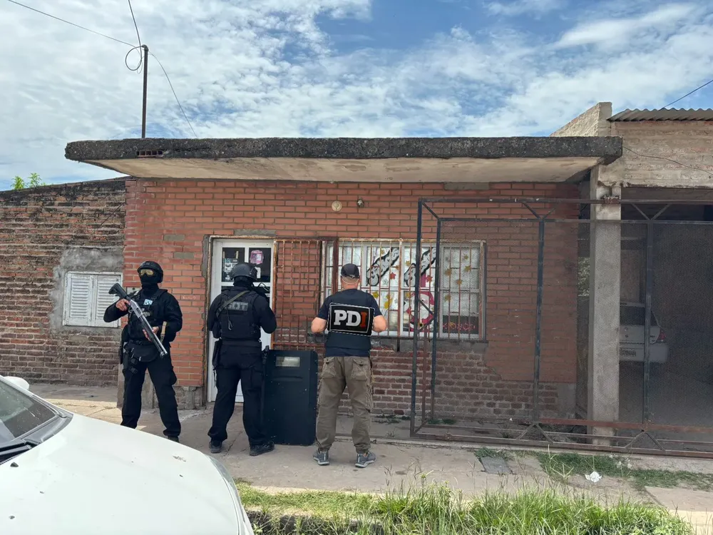 5008c946-cb04-4e8e-a4a9-cf0044775871