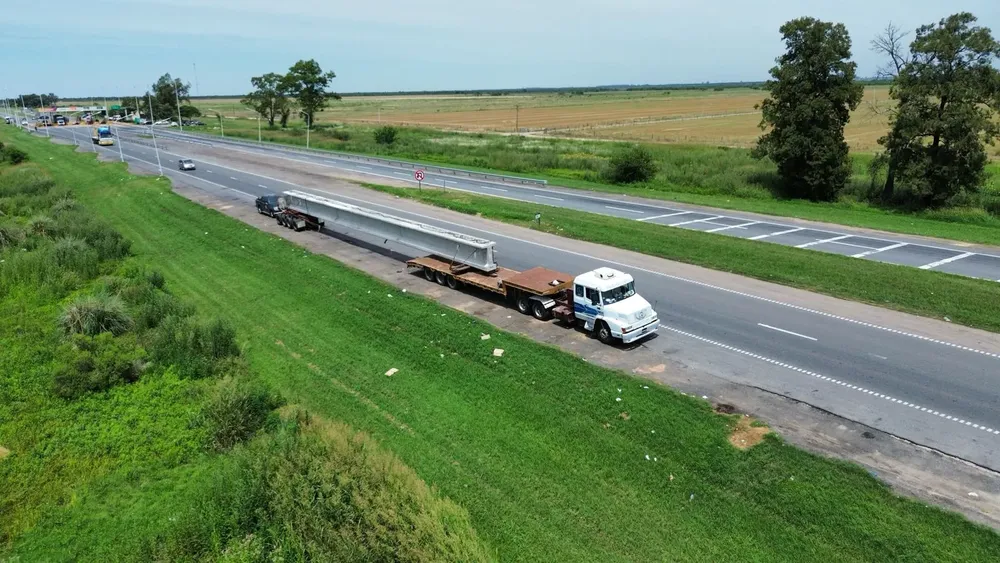 6ce77a81-6984-41eb-b401-3e3062576a68