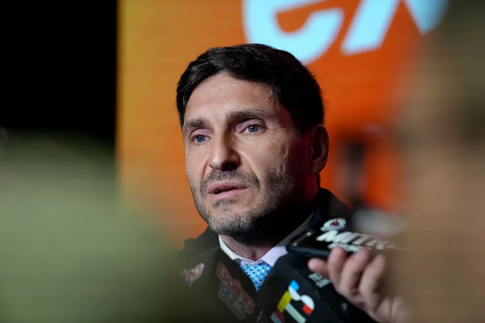 0454b207-afda-4c2e-a101-8f5fea675cb5