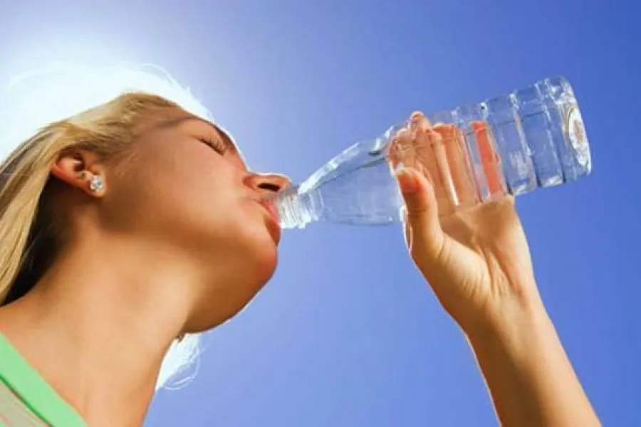 l_Agua-salud-calor