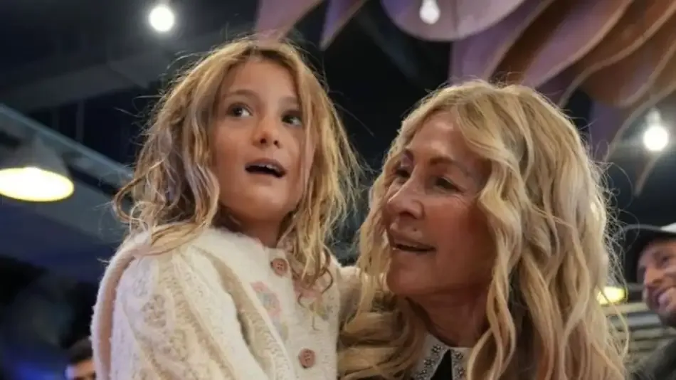 cris-morena-y-mila-2107525
