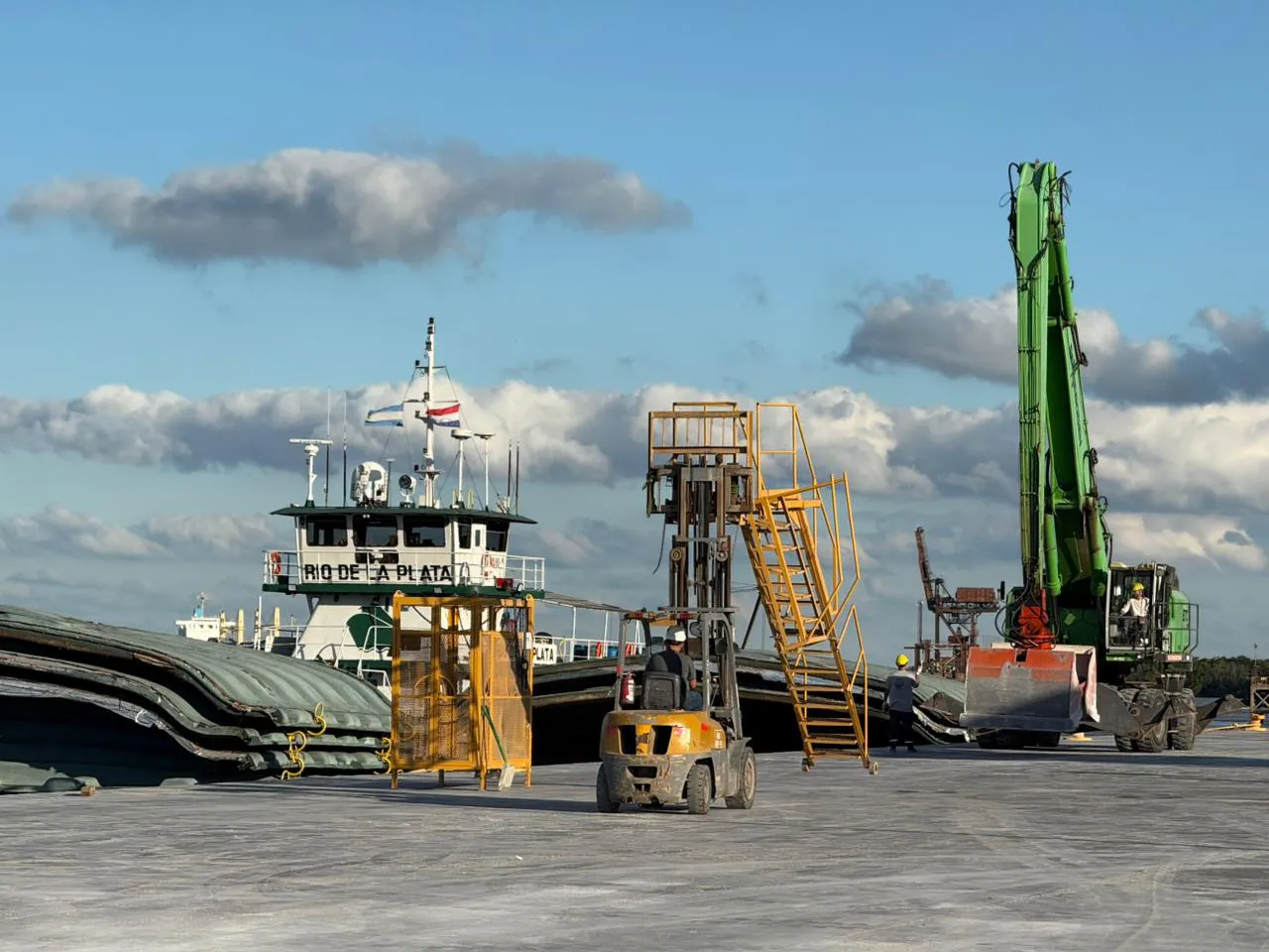 5a06517a-f2c9-421d-8557-87a8dfe3f6b6