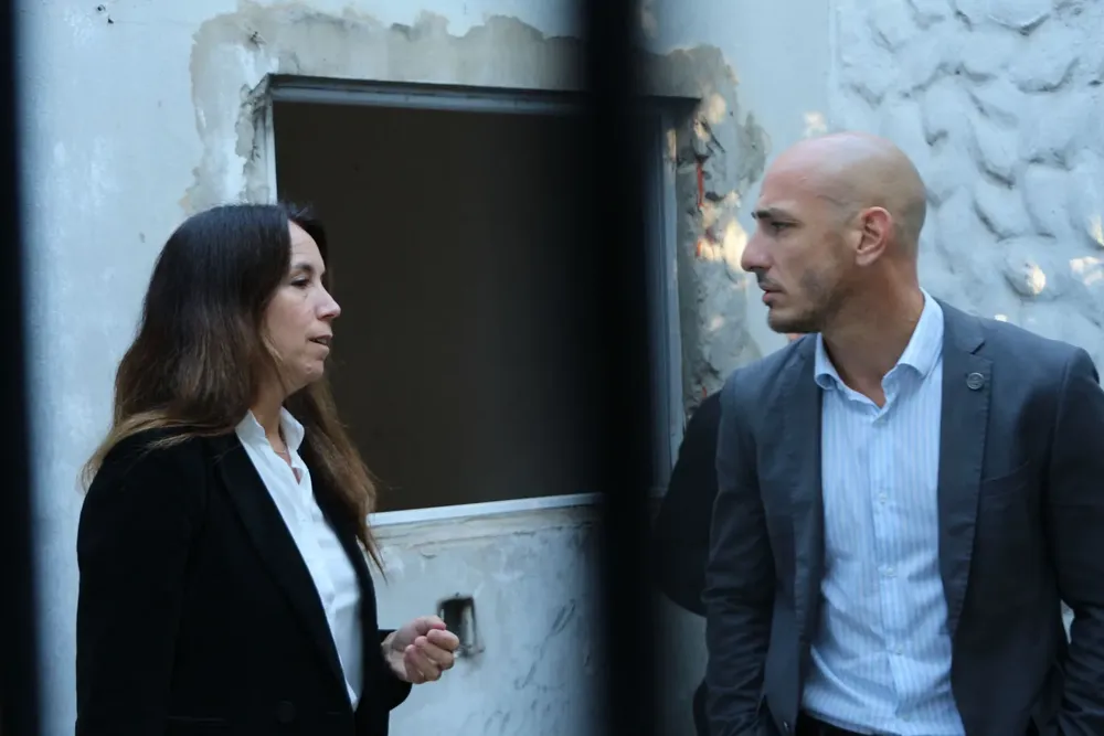 decea70b-73e9-4699-bcb3-b93963ce6aa8