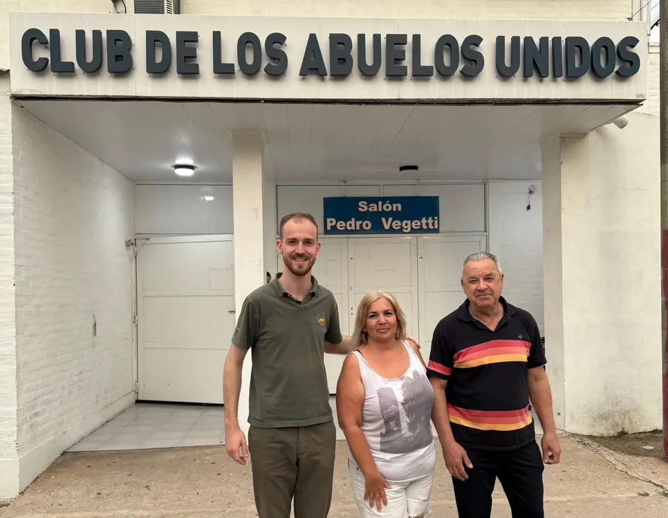 Club-de-los-abuelos-mayer-scaled