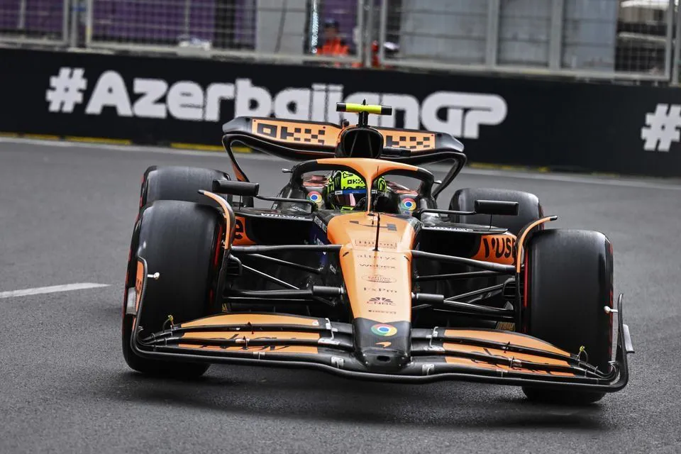 lando-norris-mclaren-mcl38