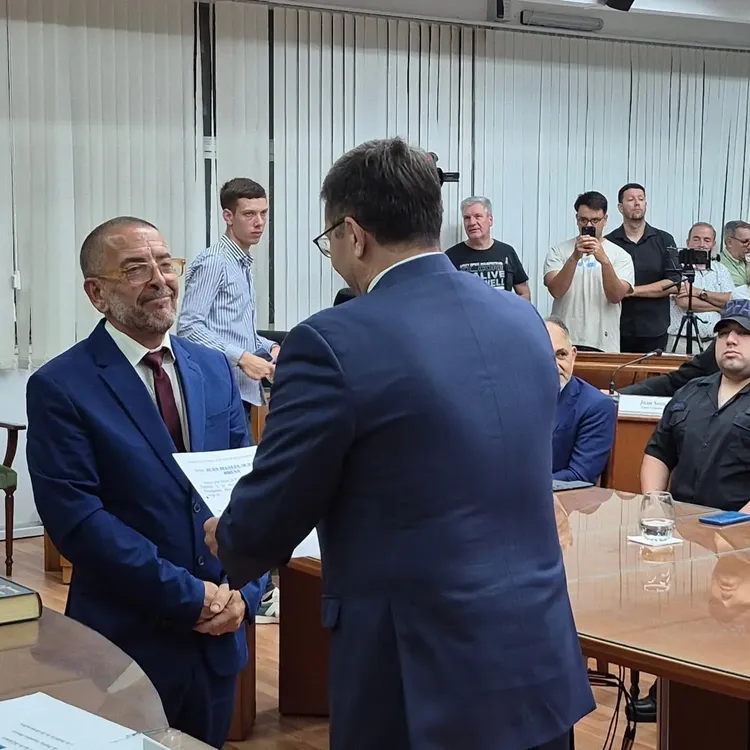 ea9228ed-18ec-4fc2-84d4-9cd39c5d5d26