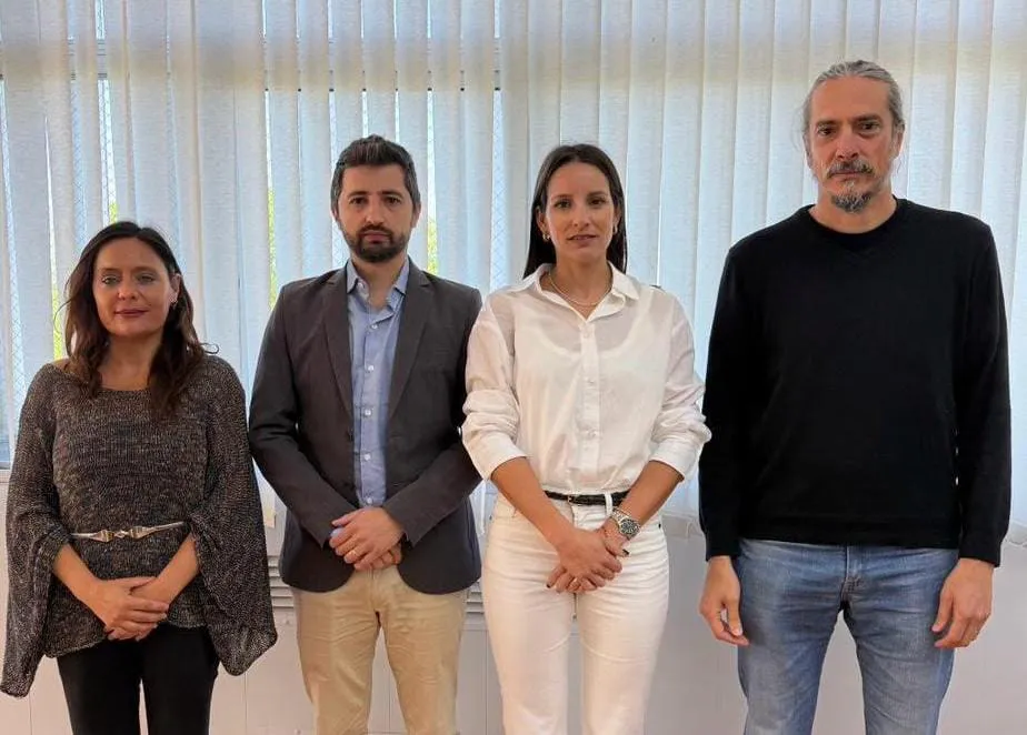 WhatsApp-Image-2025-11-13-at-17.30.08