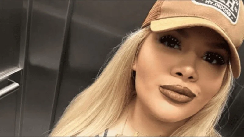 morena_rial_-1-_png_957223930.jpg_1282772098