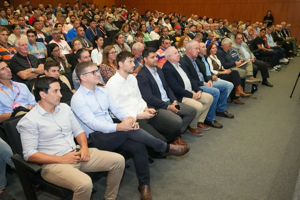 0644c3c3-100f-41b2-ad22-ce0b1193c2e4