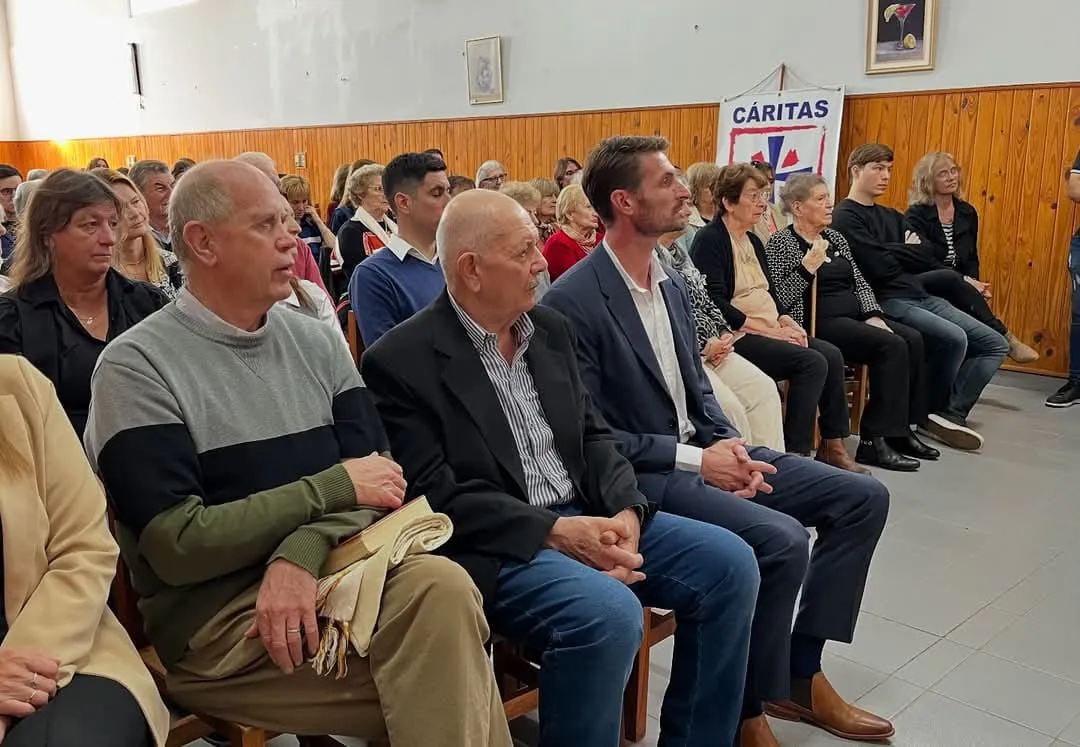 f2e26d0e-2ebd-4cd9-a26b-240ce3f7d474