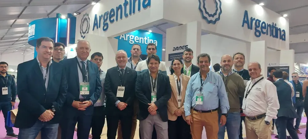 82f7abc7-05cc-4923-bade-4db805fe8776