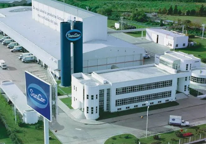 8eb5c6c4-b7fb-46c9-9222-a33fc26aed81 (1)